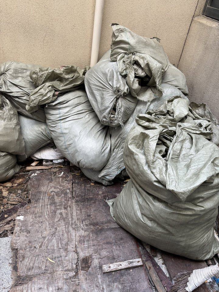 1月31日黄山报废电子物料一批网络拍卖公告