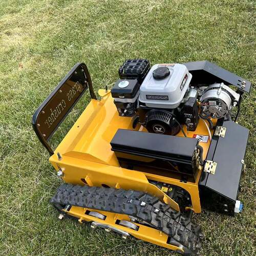 海拓出口日本 550甩刀款汽油割草机 果园农场履带式小型割草机