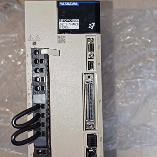 安川伺服驱动器 SGD7S-7R6A00B Y3500A，1