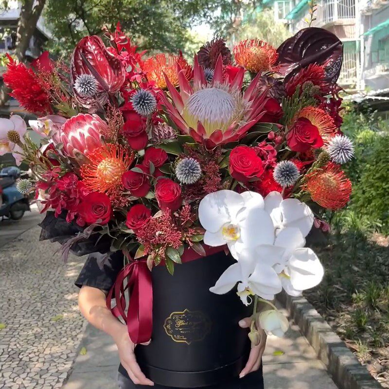 玫瑰向日葵乔迁开业花束抱抱桶鲜花速递同城天津北京上海广州配送