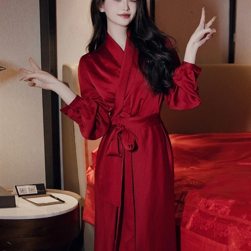 苔丝  婚礼晨袍女新娘2025款高级感小众睡袍红色结婚睡衣晨拍礼服