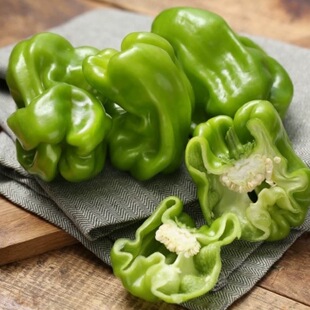 云南农家自种皱皮辣椒新鲜蔬菜青辣椒菜椒皱壳辣椒虎皮辣椒圆椒