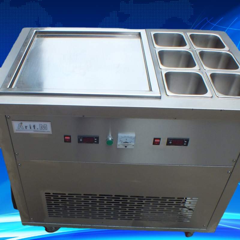 广州单圆锅鲜果炒冰机 现炒冰饮奶昔机器 商用创业型刨冰沙设备