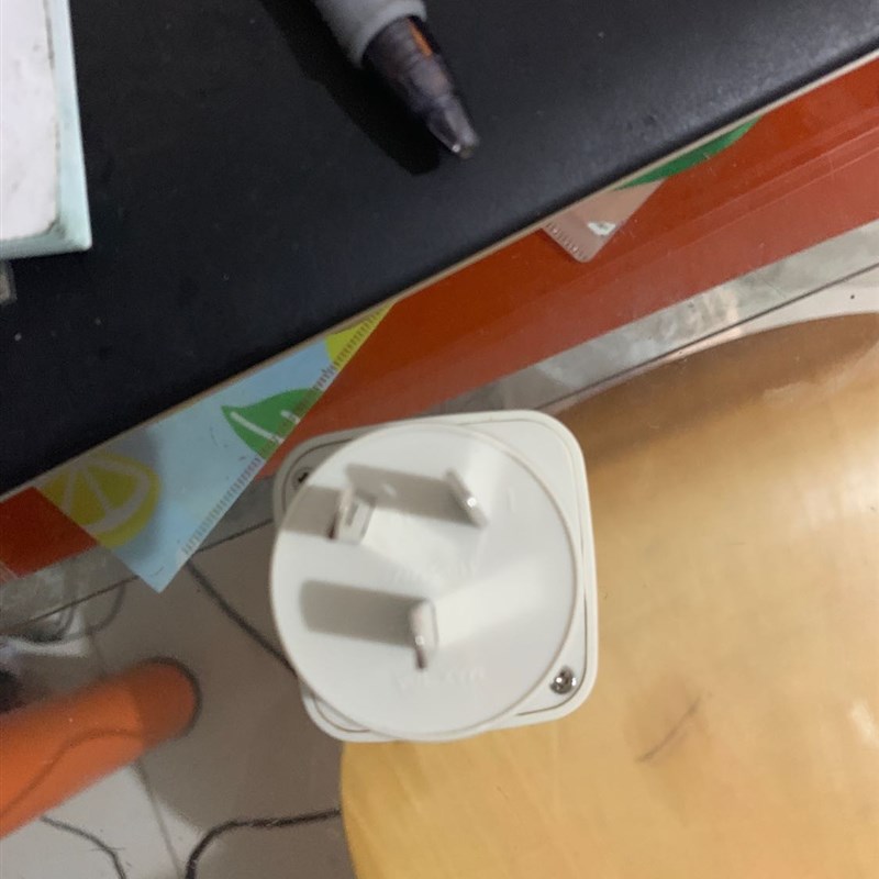 香港进口专用欧式港式转大陆制式转换插头欧标港版电器转国标插头