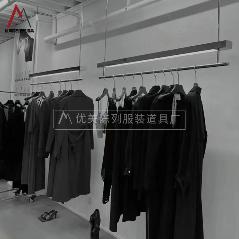 女装服装店展示架吊架挂式吊挂杆不锈钢带灯悬吊式天花板架橱窗陈