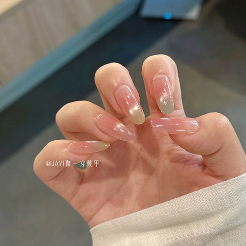 温柔彩虹粉渐变猫眼穿戴甲