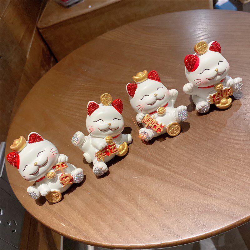 汽车内轻奢摆件网红镶钻招财猫车载中控台装饰家用饰品高颜值礼品