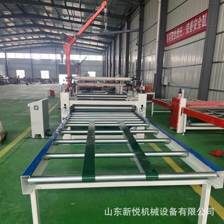 铝箔镀铝膜保温板覆膜机 挤塑板铝箔涂胶复合机 带背胶绒布贴布机