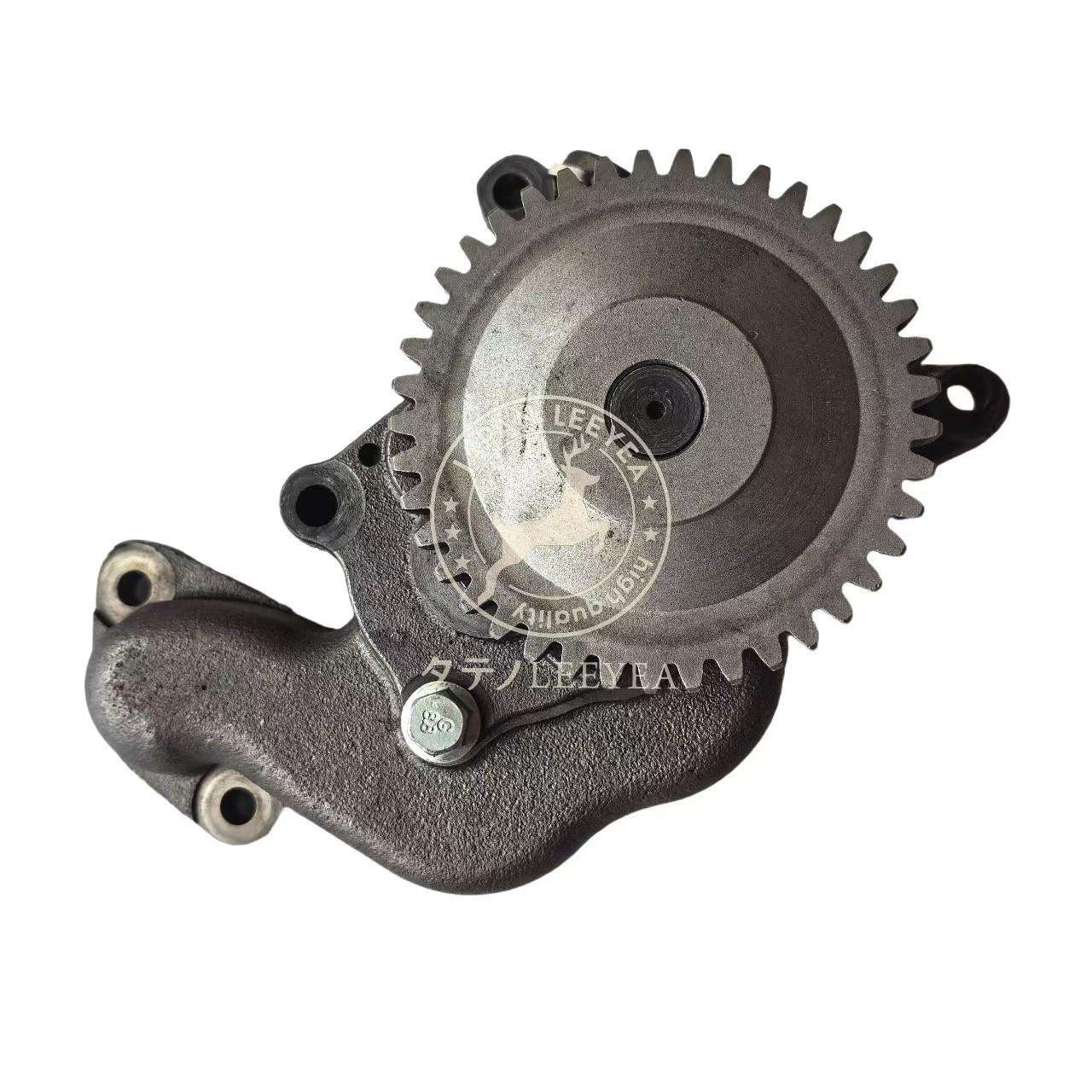 PC200-3挖掘机机油泵 6D105发动机机油泵6136-52-1210