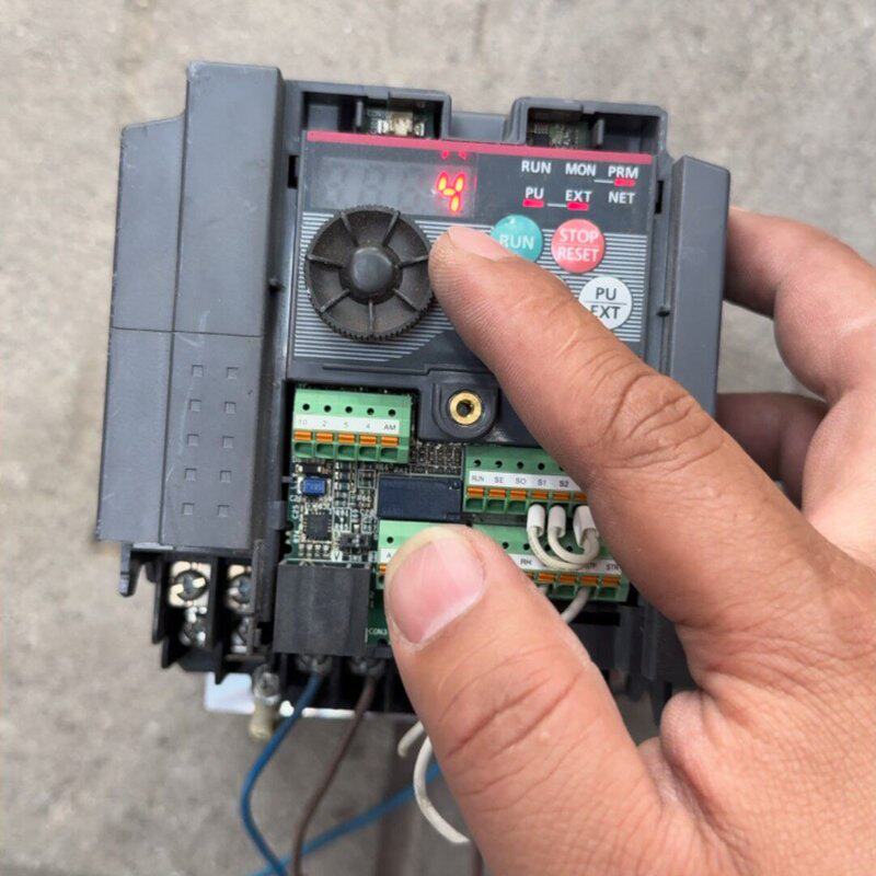 议价三菱变频器FR-D720S-15K-CHT15KW 2可维修