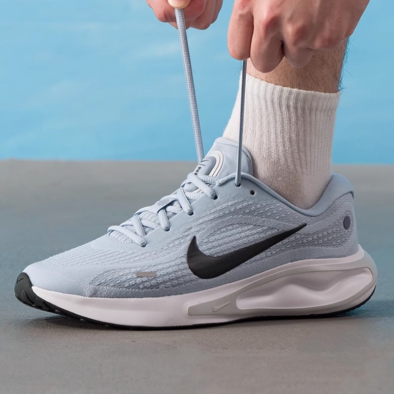 滔搏NIKE耐克男鞋JOURNEY RUN运动公路训练跑步鞋FN0228-404
