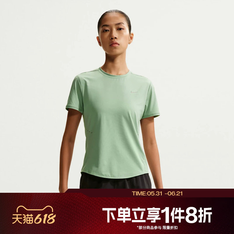 滔搏NIKE耐克女子跑步上衣运动休闲短袖T恤HM9699-006