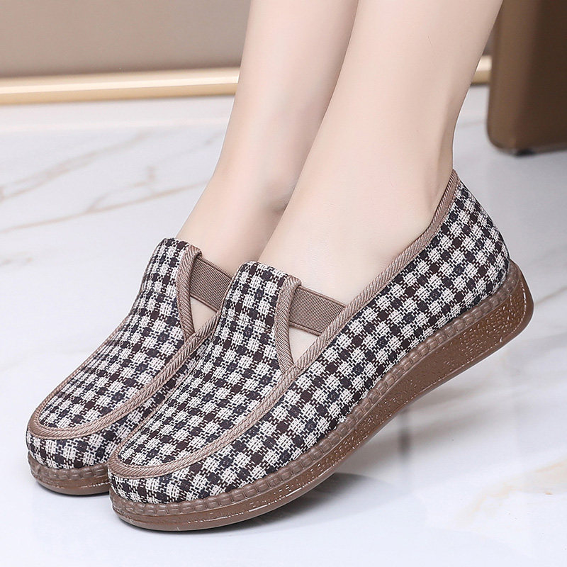 老北京布鞋平底一脚蹬妈妈单鞋软底透气低帮爆款舒适防滑奶奶鞋女