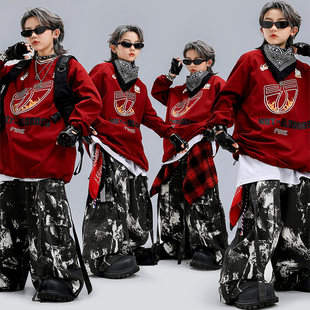 街舞儿童潮服元旦演出服男童酷帅红色套装hiphop女童架子鼓表演服