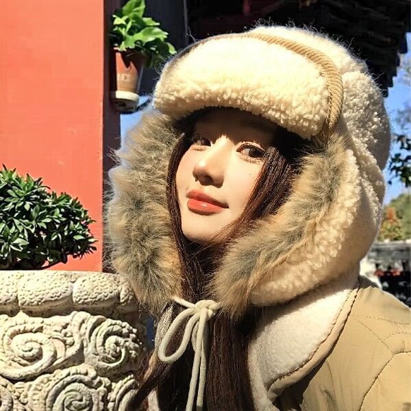 女款羊羔绒防冻护耳雷锋帽