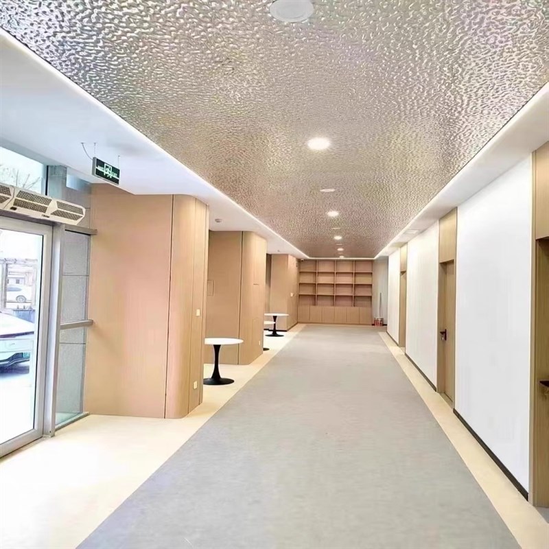 水波纹板装饰银色吊顶仿不锈钢背景镜面金属膜婚庆自粘金色波浪
