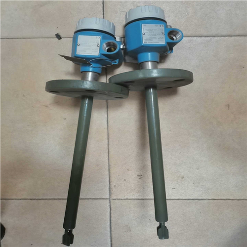 (议价)E+H液位音叉FTL51C，插深370，法兰2寸150磅