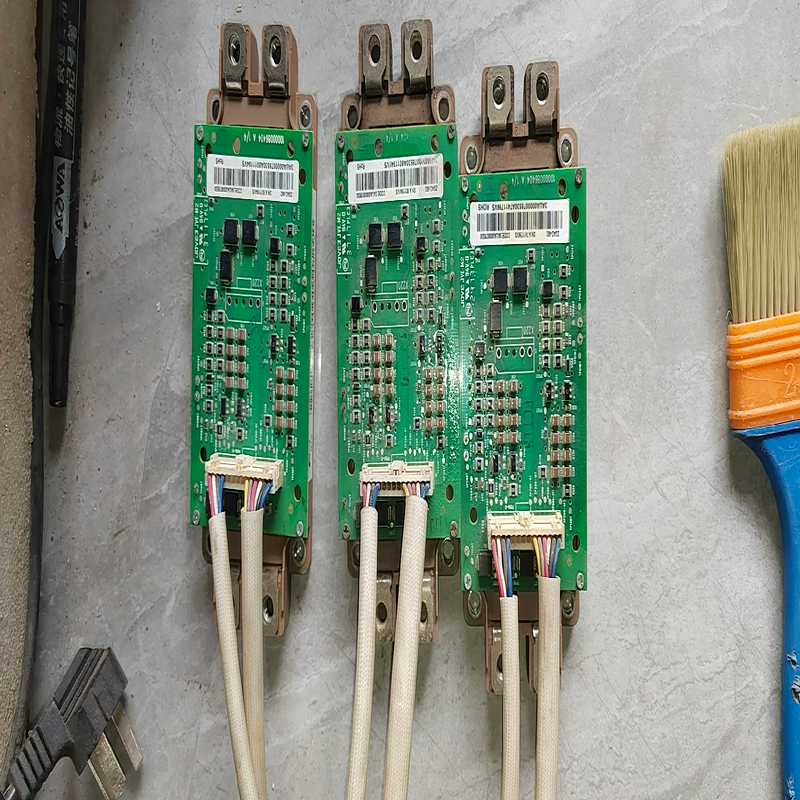 ACS880驱动板2MBI450VX-120-50~询价