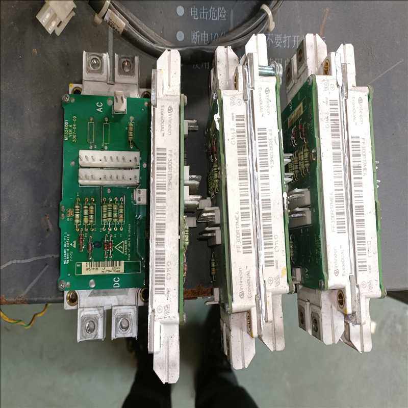 汇川变频器690V中压变频器模块/触发板FF300R17ME（耶耶电子）