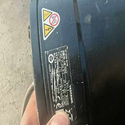 安川7系DD马达SGM7D-1AF7C52（地坛设备）