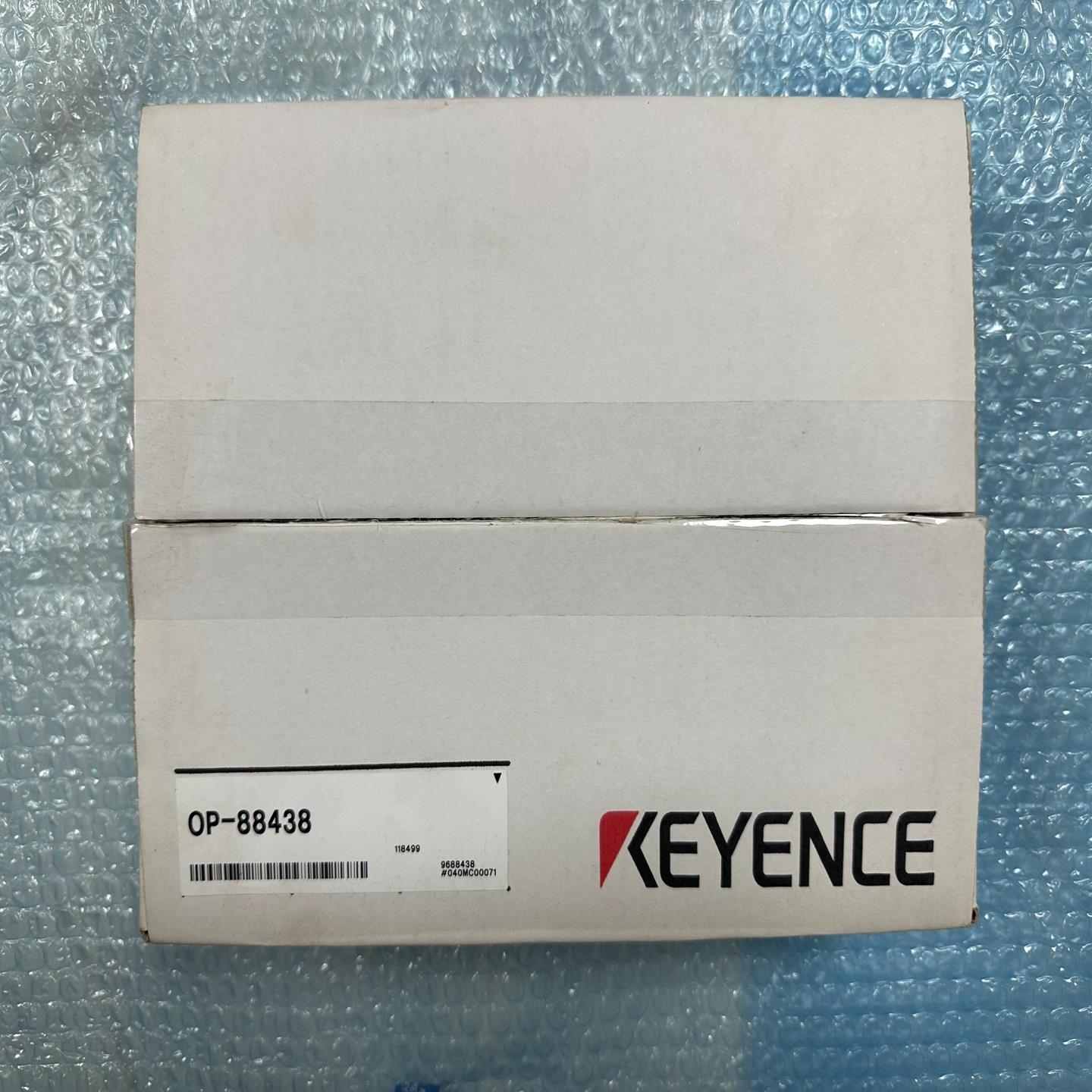 基恩士SR-5000电源线OP-88438 ，原包装 ，~询价