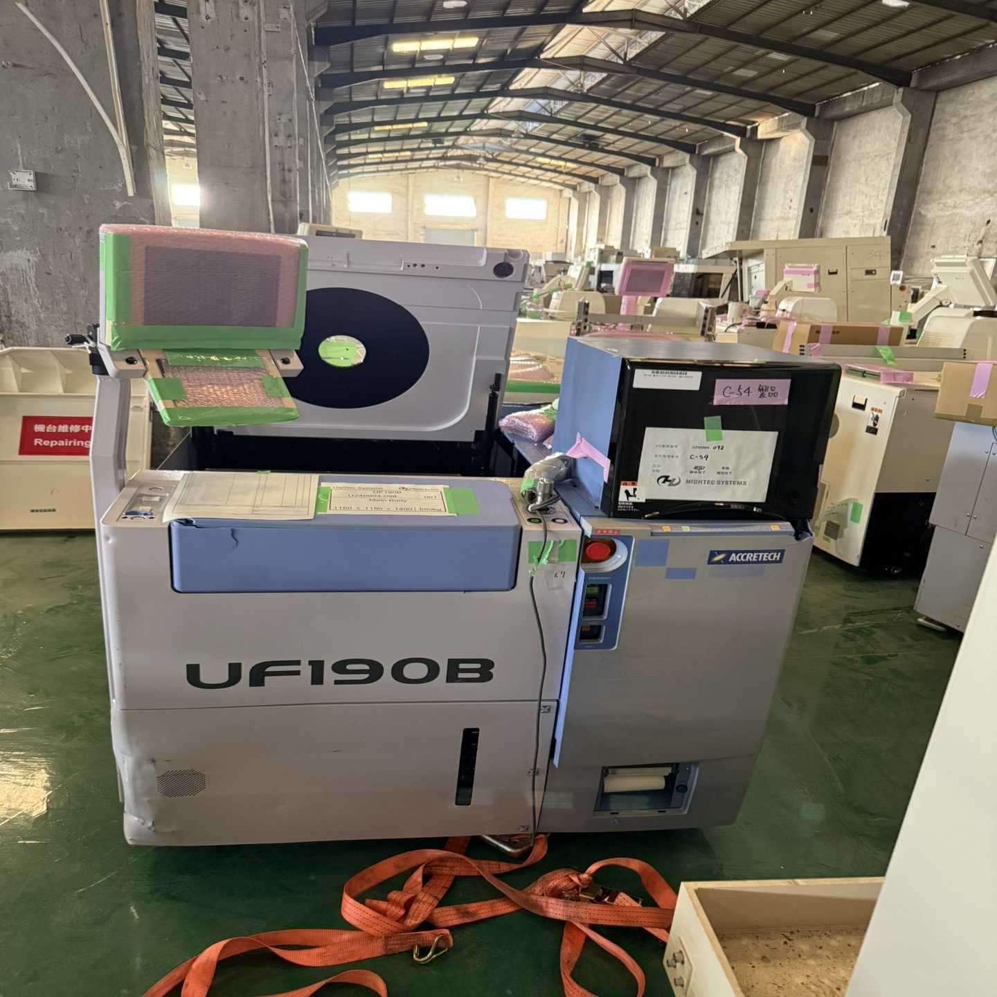 出售东京精密探针台UF190B，型号F12021HB，主体制~议价