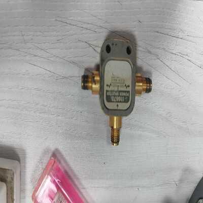 安捷伦agilent 11667B 功分器 功能正常测试过~询价
