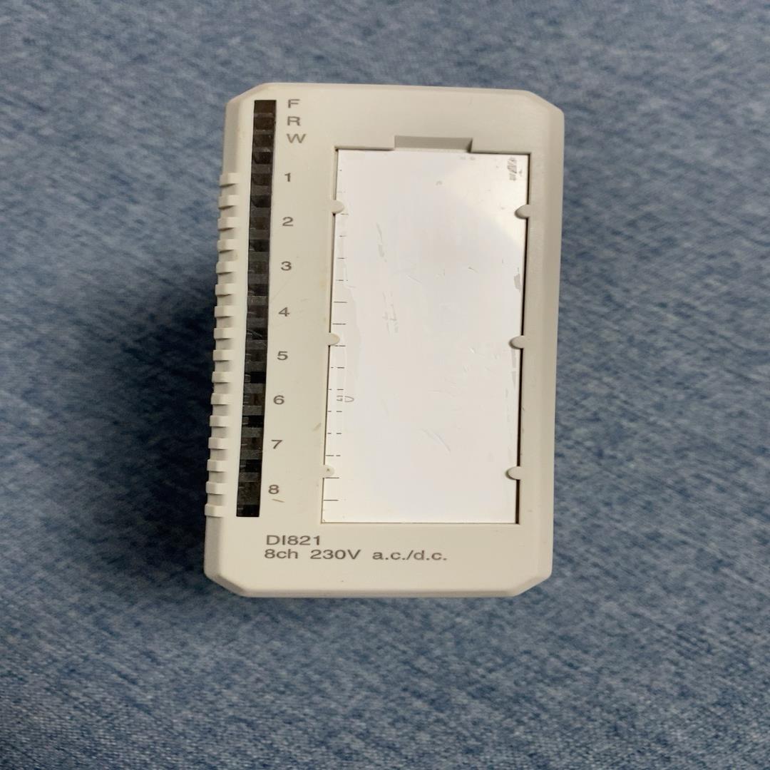 询价ABB模块DI821，成色新，功能。