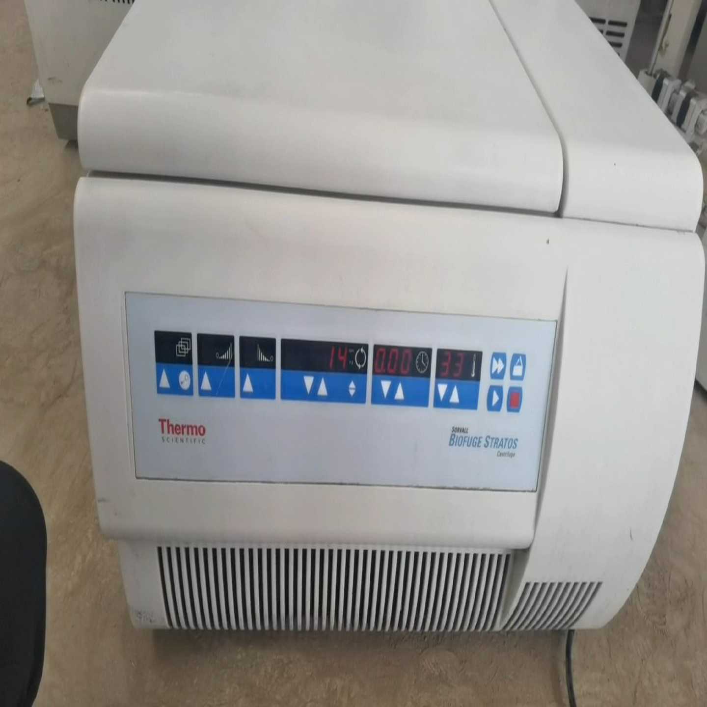 赛默飞thermo冷冻离心机一台。BIOFUGE STRAT【鑫鑫商铺】