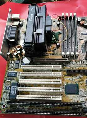 ASUS P2B-F SLOT1 三 主板 主板带CPU（咳咳电子）