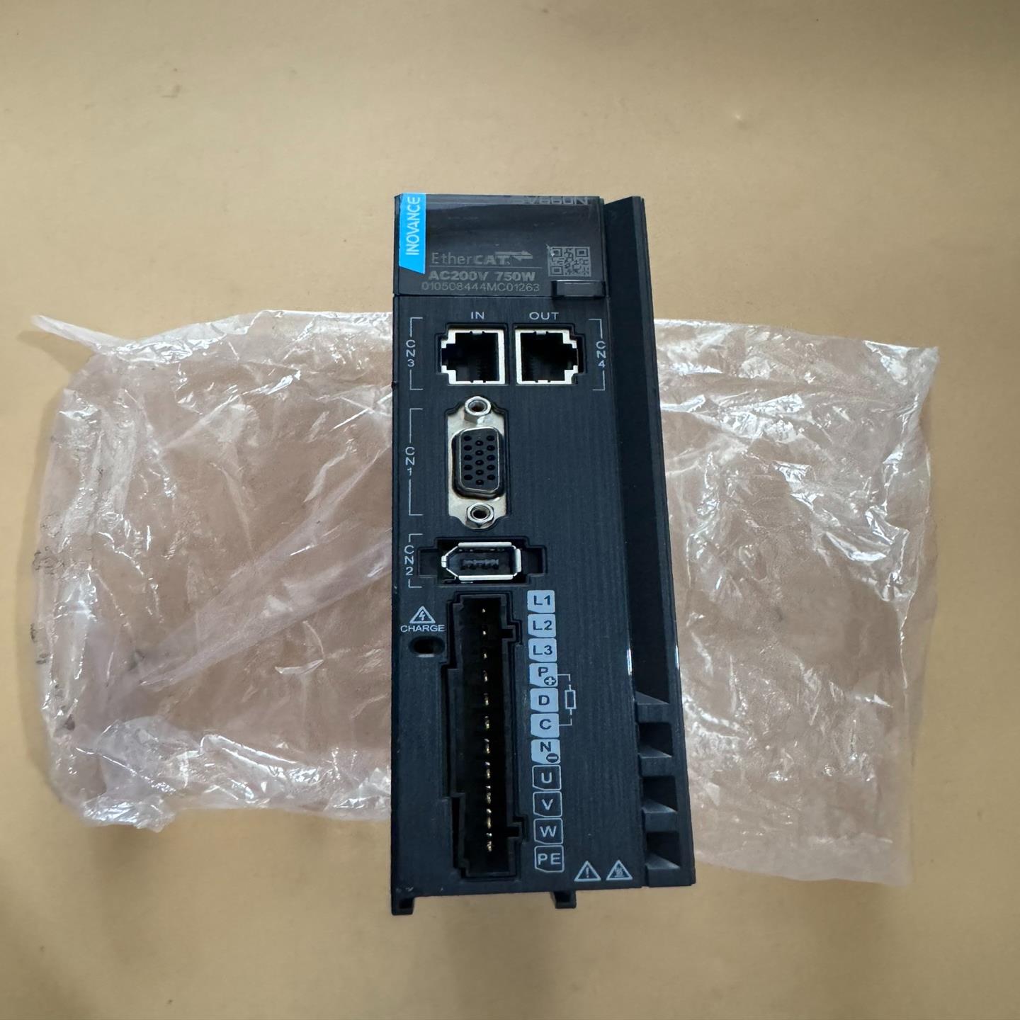 SV660NS5R5I 没用过的无包装 实物如图 质量包（砌墙设备）