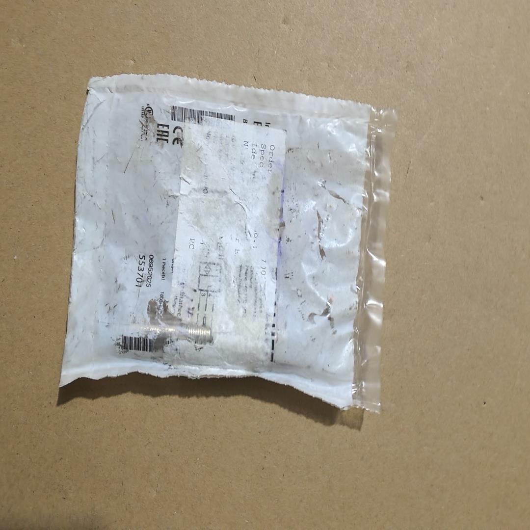 询价-BES01CW德国巴鲁夫接近开关传感器BES516