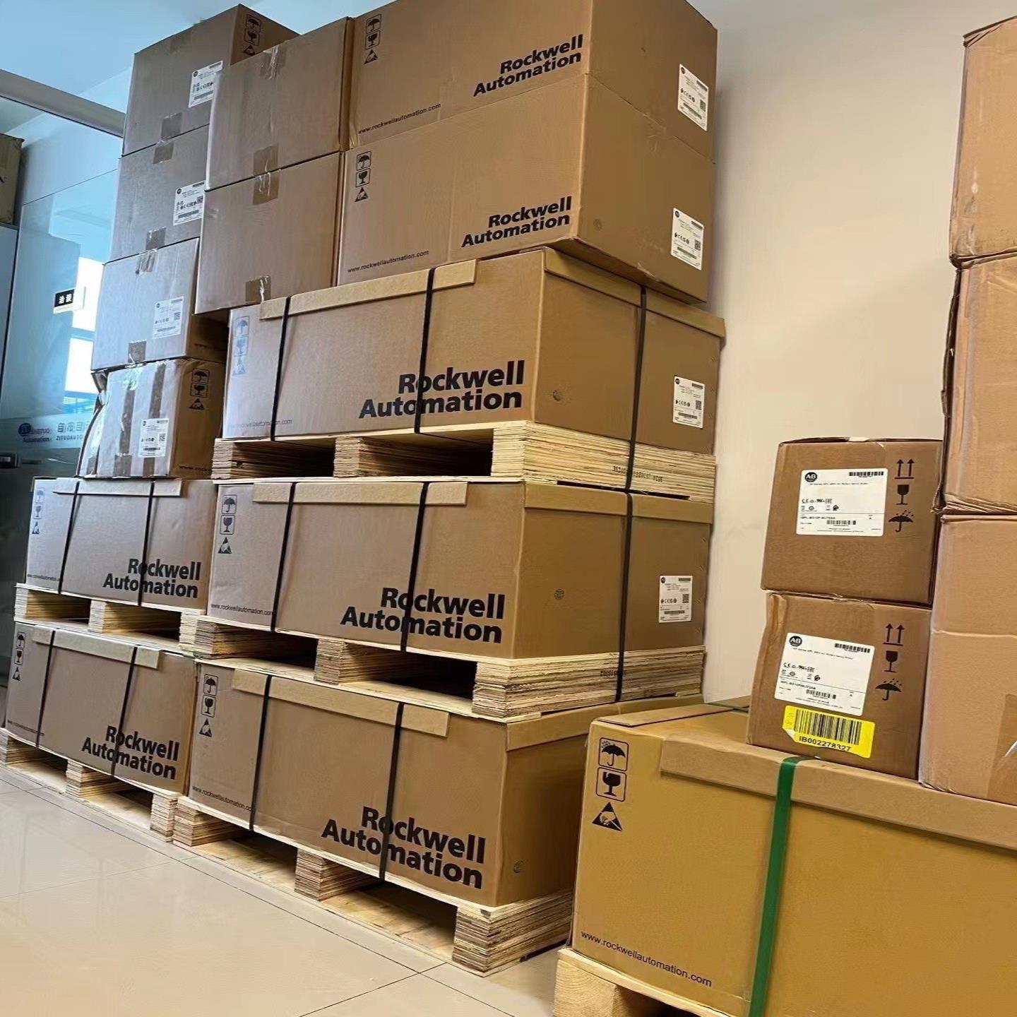 罗克韦尔伺服电机MPLB330PMJ72AA询价