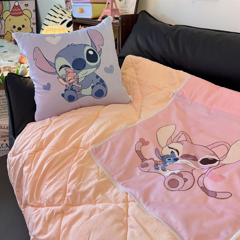 史迪仔抱枕被子两用二合t一办公室午睡空调毯汽车载枕头被靠枕折