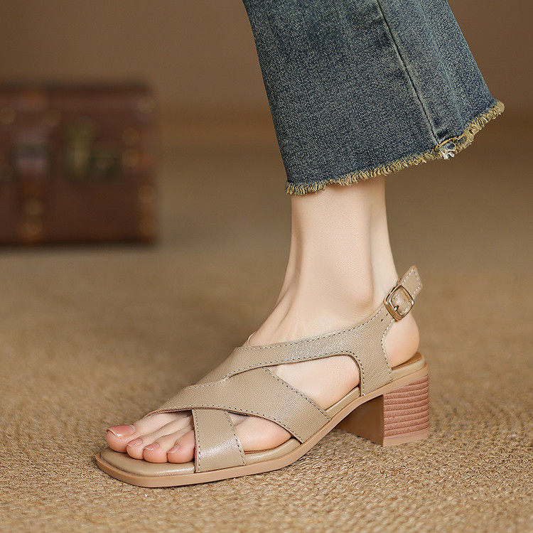 高跟鞋2025夏季新款女鞋方头粗跟中跟时装鞋露趾宽条带复古凉鞋,户外/登山/野营/旅行用品,登山鞋/徒步鞋,淘宝优惠券,粉丝福利购,淘宝优惠卷