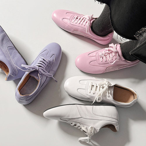 德训鞋女2025春季新款爆款复古时尚百搭平底休闲板鞋阿甘运动鞋女