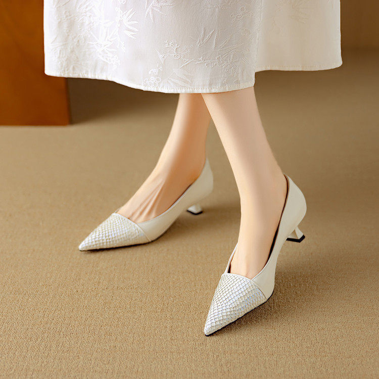 绝美巨好看真皮灰色尖头单鞋女浅口中跟细跟不累脚气质软底高跟鞋,女鞋,婚鞋,淘宝优惠券,粉丝福利购,淘宝优惠卷