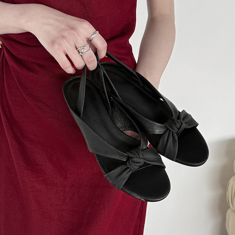 优雅穿搭~羊皮扭结蝴蝶结交叉带露趾坡跟绝美不累脚凉鞋女款夏季