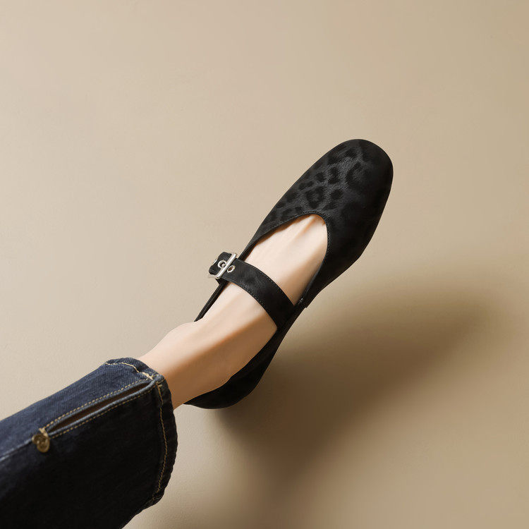 法式复古平底单鞋女2025春新款真皮圆头浅口小皮鞋一字带玛丽珍鞋,户外/登山/野营/旅行用品,登山鞋/徒步鞋,淘宝优惠券,粉丝福利购,淘宝优惠卷