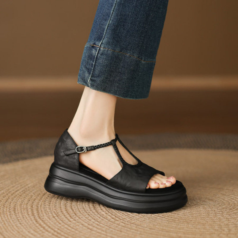 露趾松糕厚底凉鞋女真皮外穿一字扣罗马鞋夏季新款舒适配裙沙滩鞋,户外/登山/野营/旅行用品,登山鞋/徒步鞋,淘宝优惠券,粉丝福利购,淘宝优惠卷