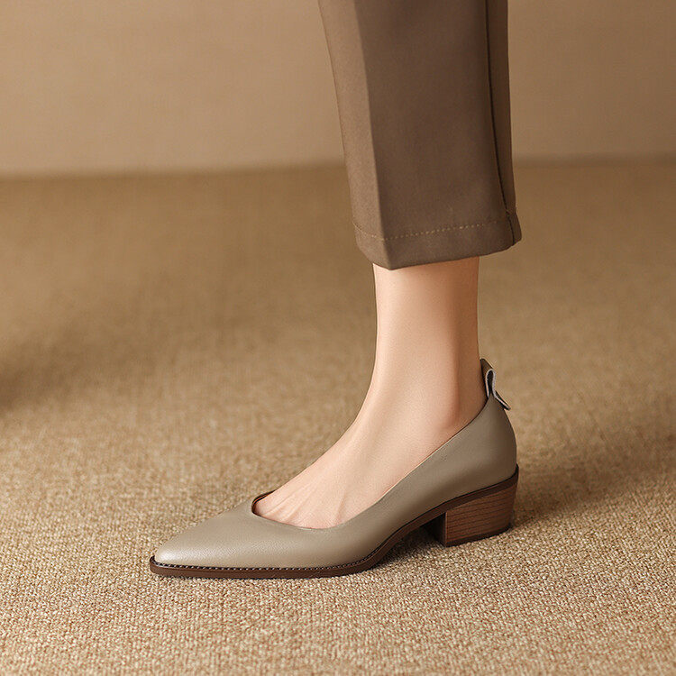 法式复古擦色粗跟单鞋女春季新款真皮尖头浅口简约低跟软皮女鞋新,户外/登山/野营/旅行用品,登山鞋/徒步鞋,淘宝优惠券,粉丝福利购,淘宝优惠卷