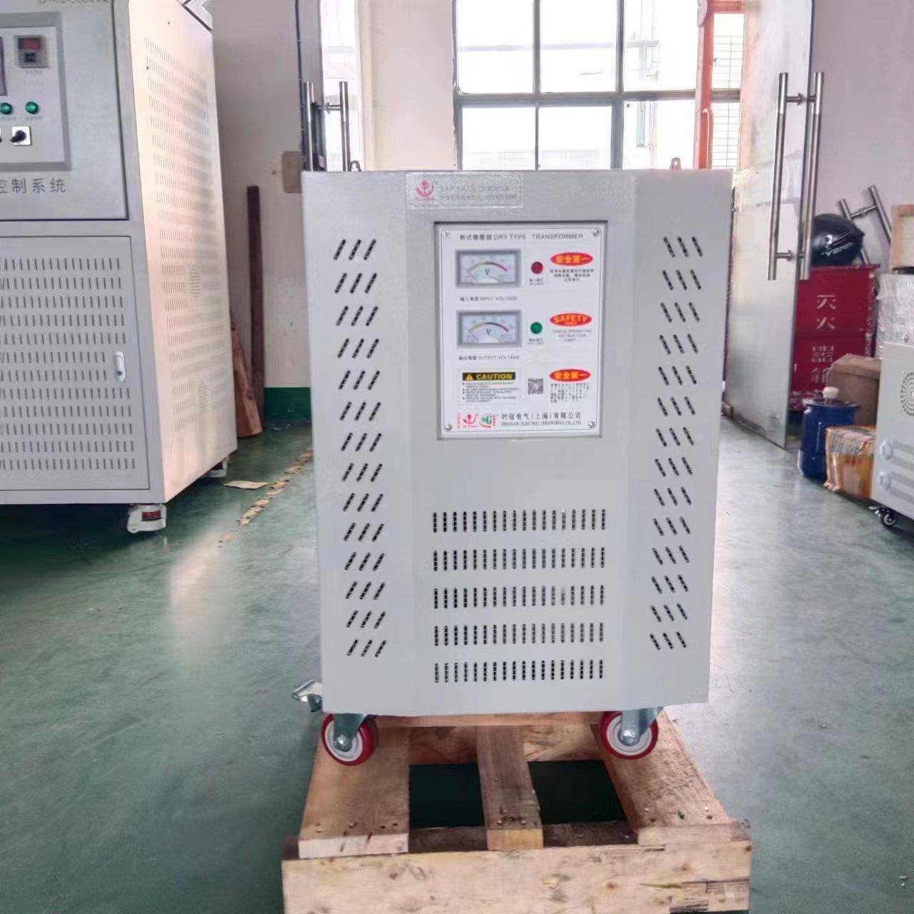 三相变压器660V440V变380V转690V1140V三相干式隔离变压器100KVA
