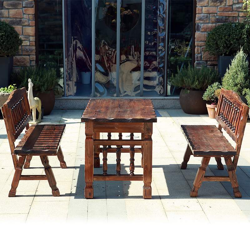 厚实碳化实木桌椅罗马柱桌椅天然衫木防腐耐用高温碳化实木桌椅