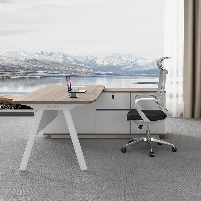 老板桌轻奢高级感办公桌简约现代办公家具主管大班台经理桌单人桌