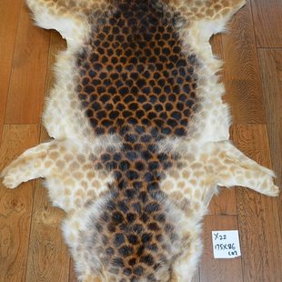 仿豹纹真毛皮褥子X22沙发垫汽车坐垫飘窗垫椅垫酒店样板间挂毯