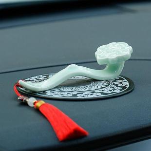 饰 瓷玉如汽车474摆件创意男女意士车陶内性个中控台好运装