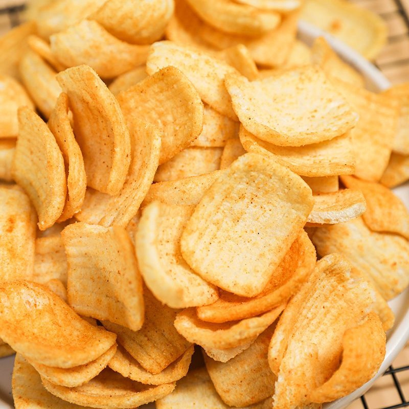 散装零食鲜虾片大礼包解馋网红零食办公宿舍休闲追剧膨化食品