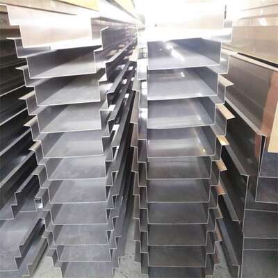 316沉淀池不锈钢三角堰板孔式锯齿穿孔集水槽厂家304不锈钢集水槽