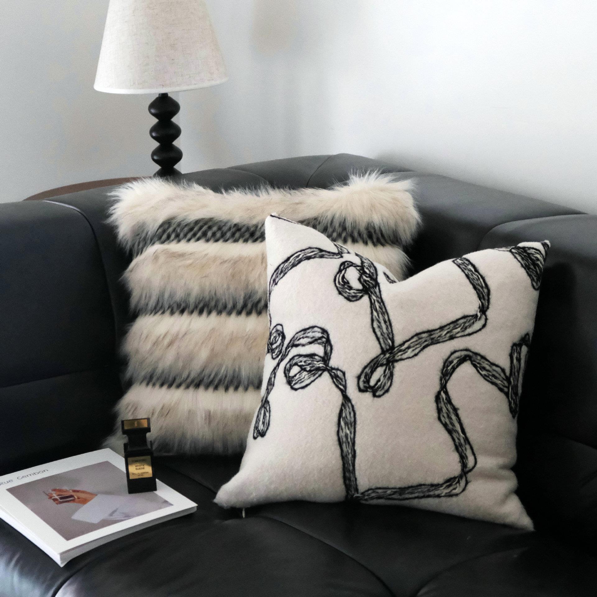 轻奢风毛呢绣花抱枕缝线羊羔毛腰枕长毛沙发靠垫酒店样板房靠枕套