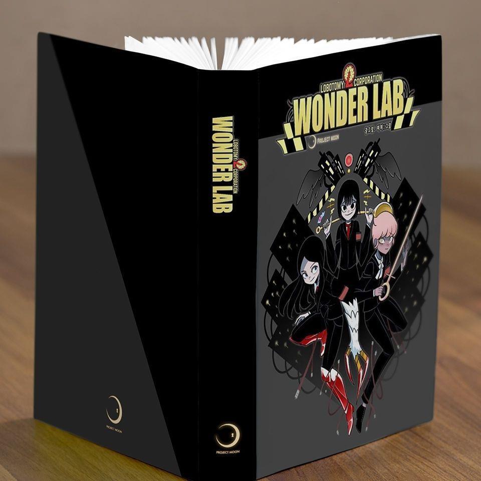 月亮计划 wonder lab 周边 实体书彩图 游戏 动漫徽章